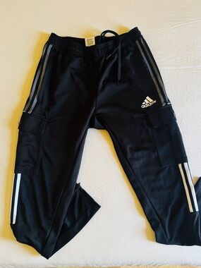 Adidas Black Jogger with Side Pockets and Leg Zippers Size Medium